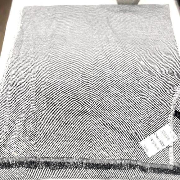 INC International Concepts Two-Tone Shine Scarf Wrap, Black/White One Size - Picture 5 of 6